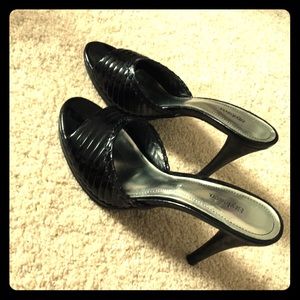 Black heels